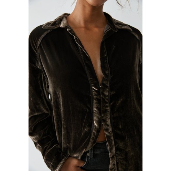 NEW FREE PEOPLE Marianne Velvet Shirt / Midnight Brown - Picture 5 of 9